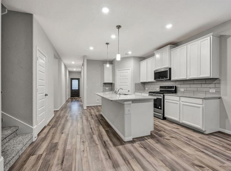 216 Cresta Cove Court