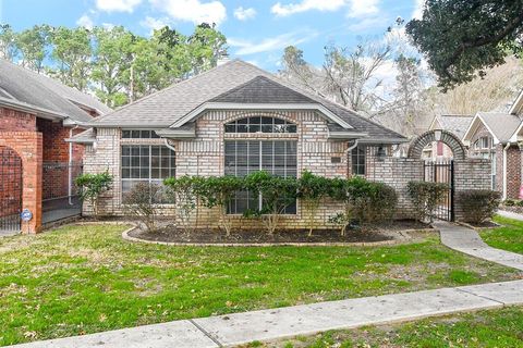 6614 Tournament Drive Houston TX 77069
