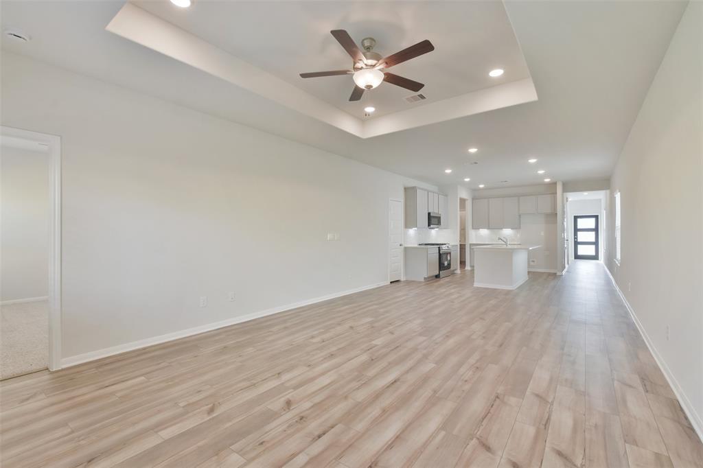 8470 Sweet Cherry Lane, Magnolia, Texas image 4