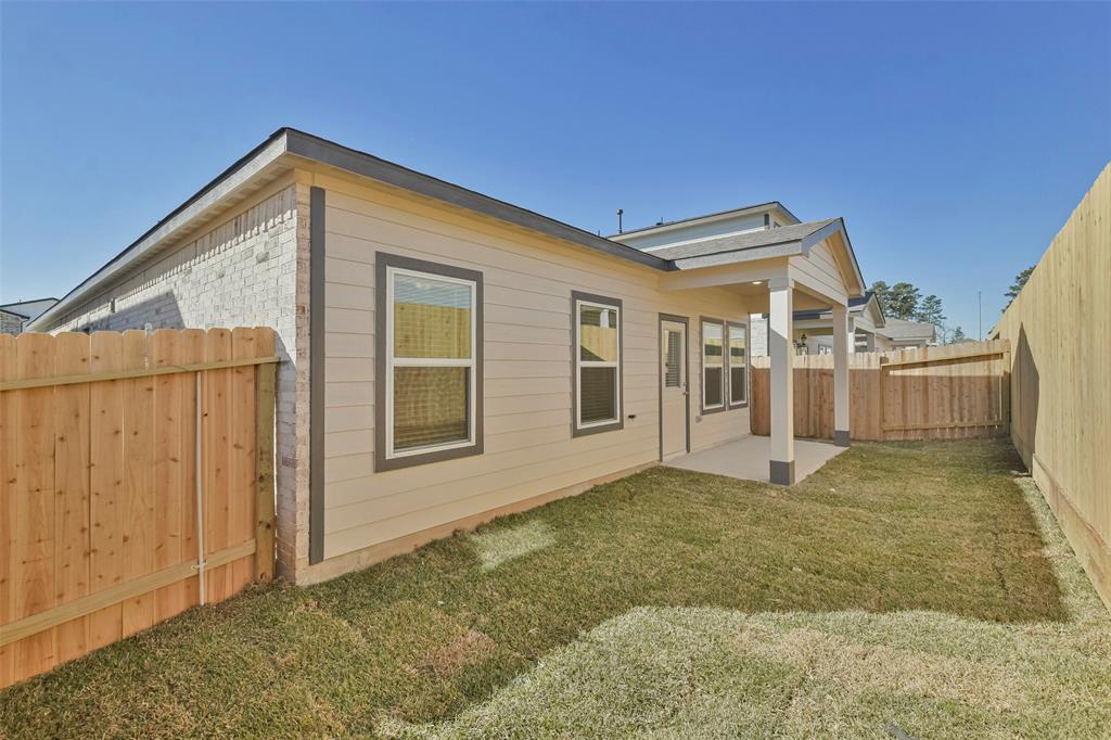 8470 Sweet Cherry Lane, Magnolia, Texas image 30