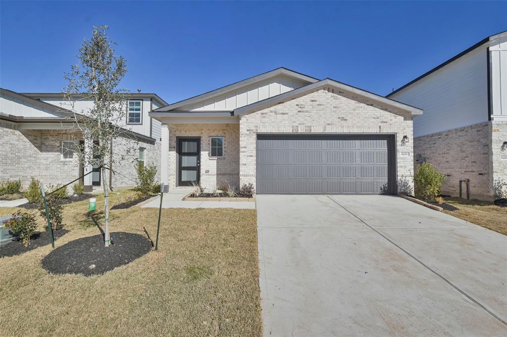 8470 Sweet Cherry Lane, Magnolia, Texas image 1