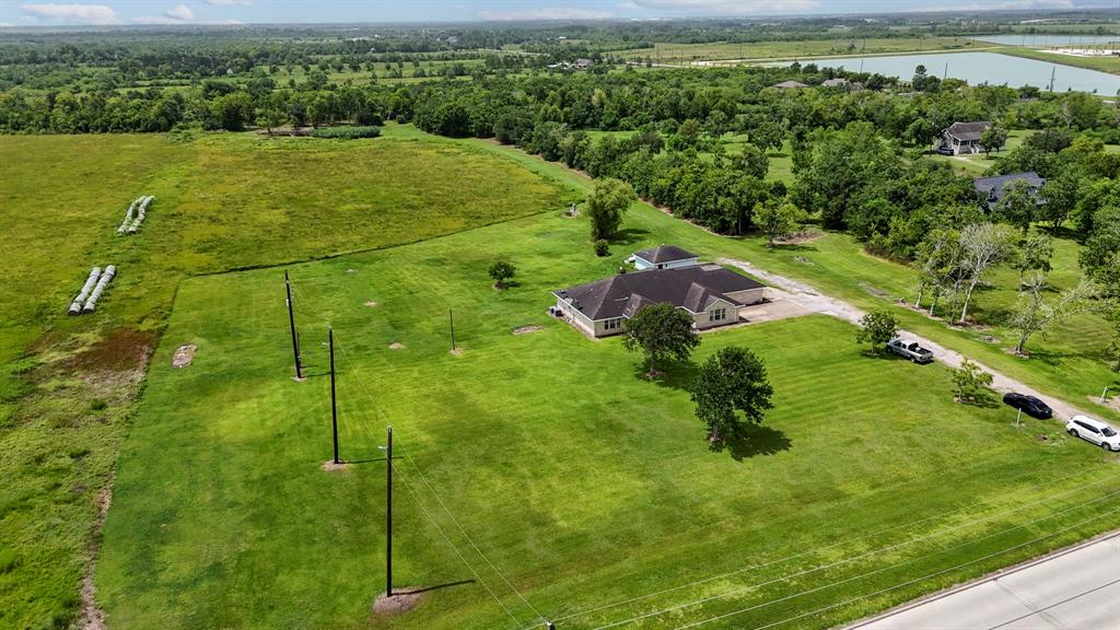 4338 Davenport Pkwy