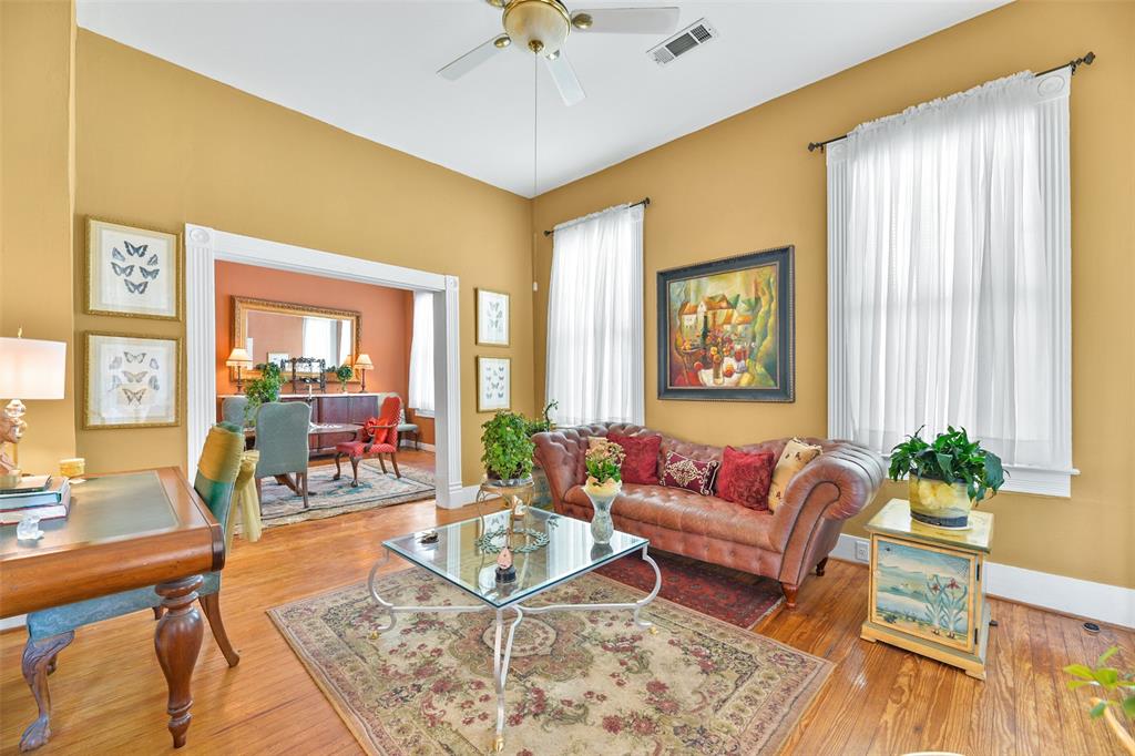 810 Winnie Street, Galveston, Texas image 9