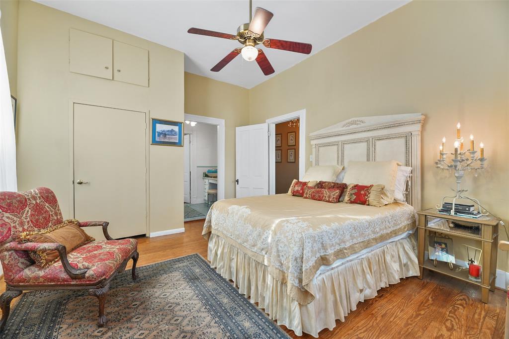 810 Winnie Street, Galveston, Texas image 25