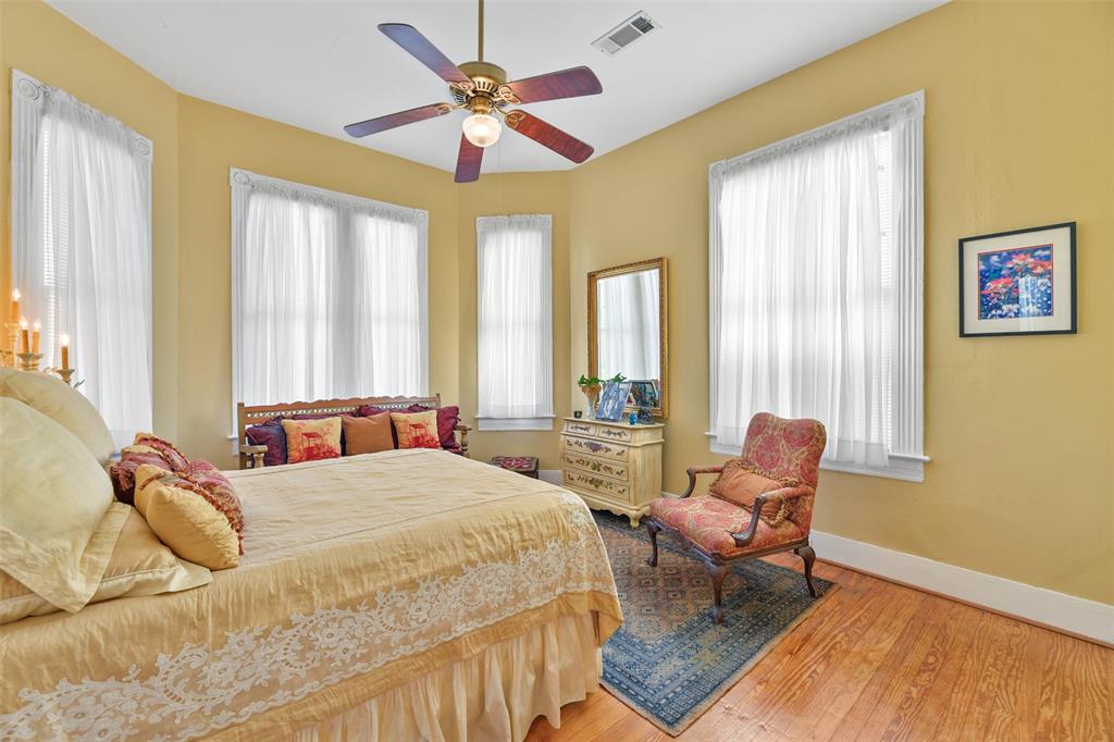 810 Winnie Street, Galveston, Texas image 26