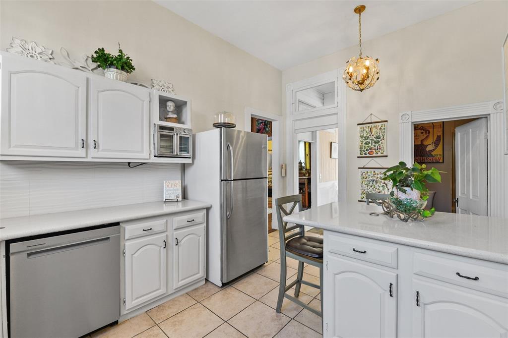 810 Winnie Street, Galveston, Texas image 19