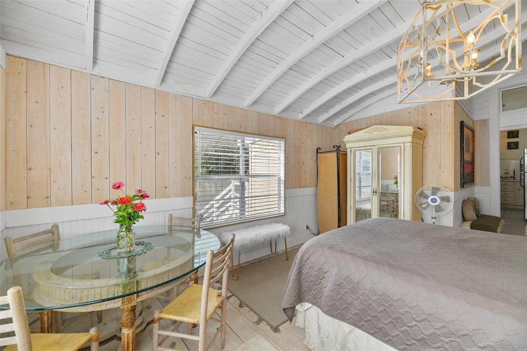 810 Winnie Street, Galveston, Texas image 21