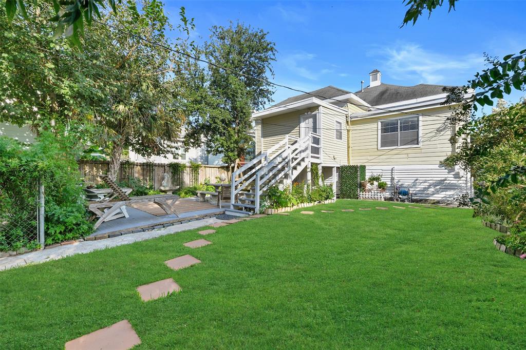 810 Winnie Street, Galveston, Texas image 33