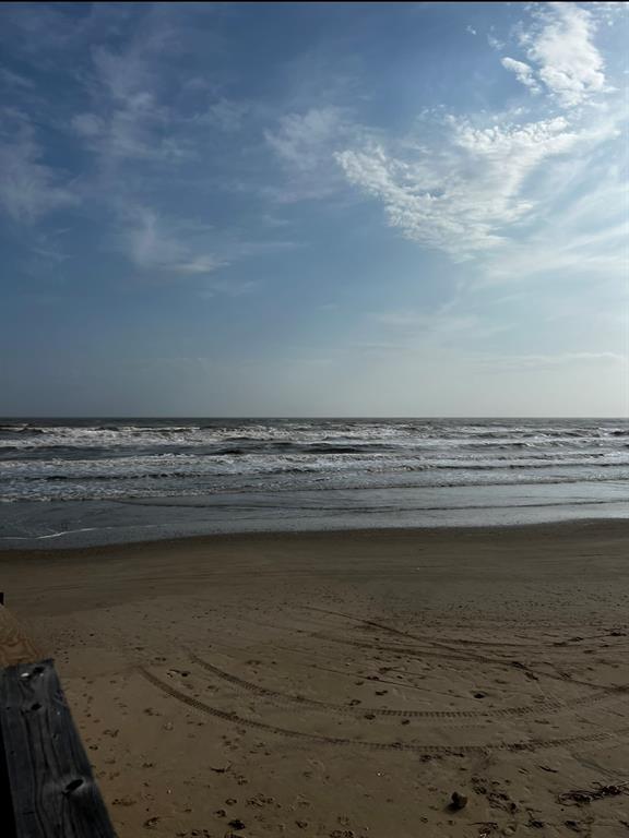 3208 Castle Drive, Crystal Beach, Texas image 38