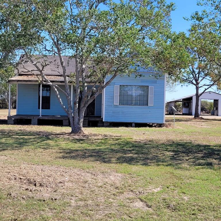 137 Pr 817, Griffin Rd, Blessing, Texas image 32