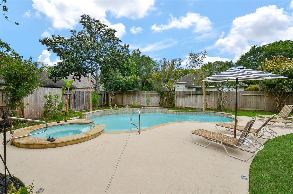 511 Calloway Drive, Sugar Land, Texas image 38
