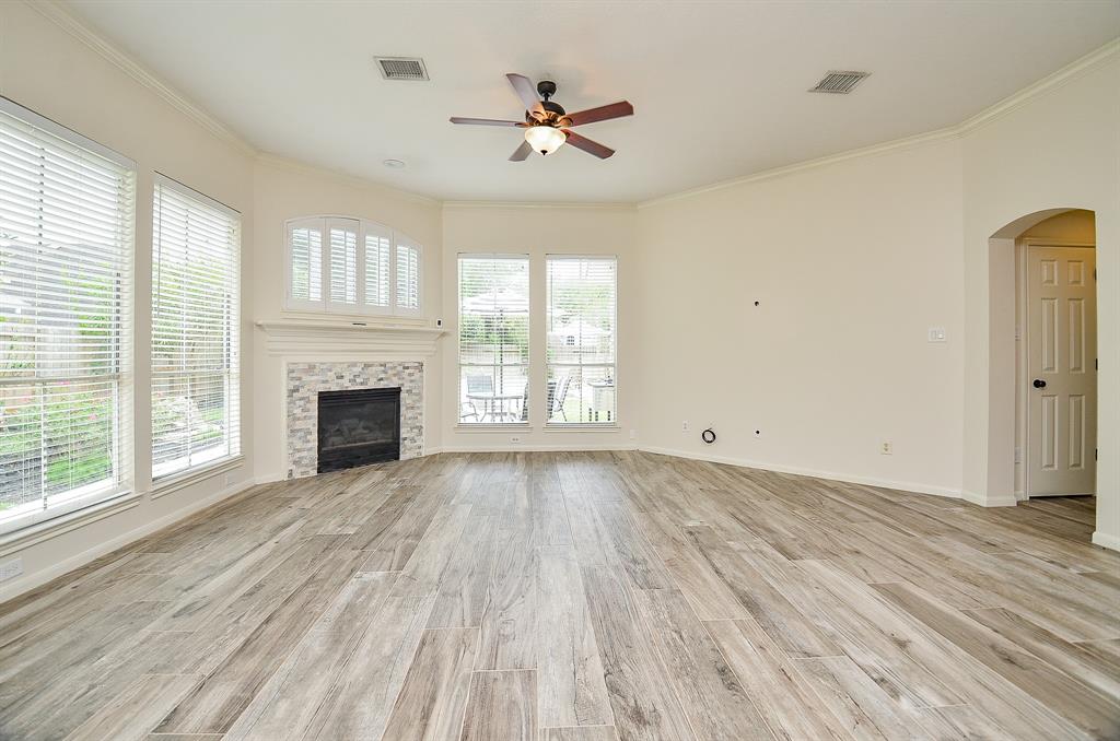 511 Calloway Drive, Sugar Land, Texas image 18