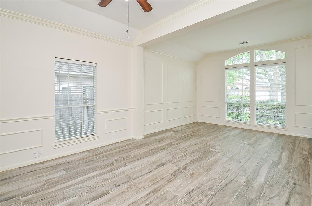 511 Calloway Drive, Sugar Land, Texas image 9