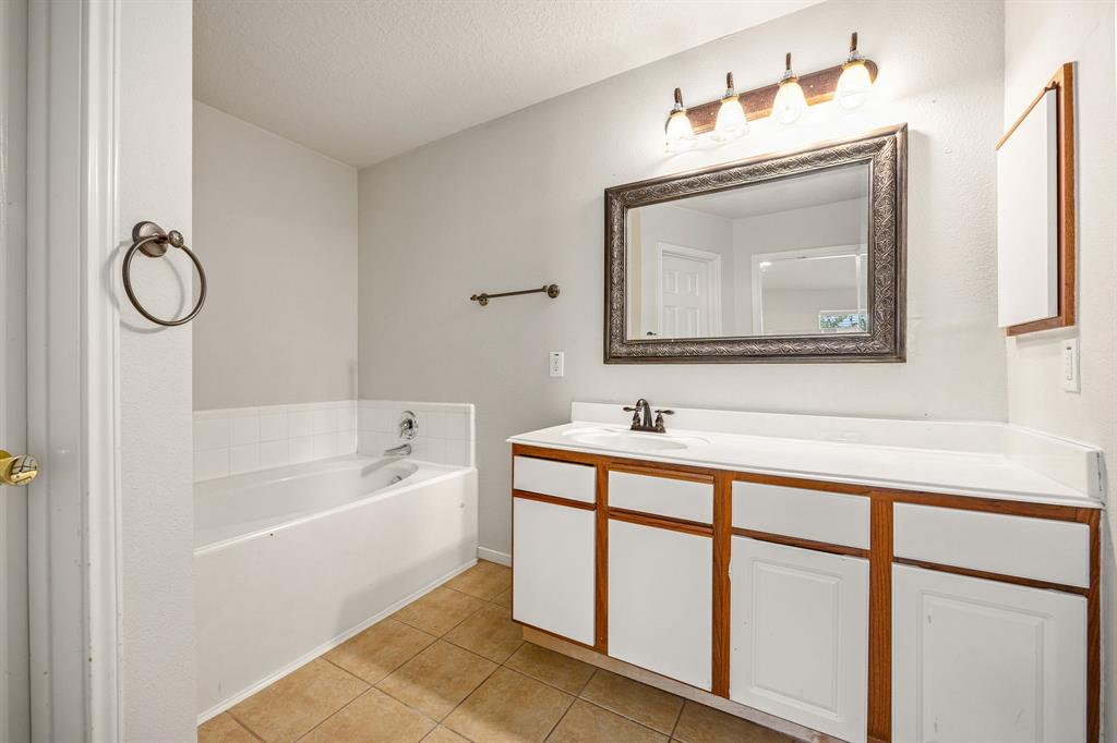 19618 Narcissus Brook Lane, Cypress, Texas image 23