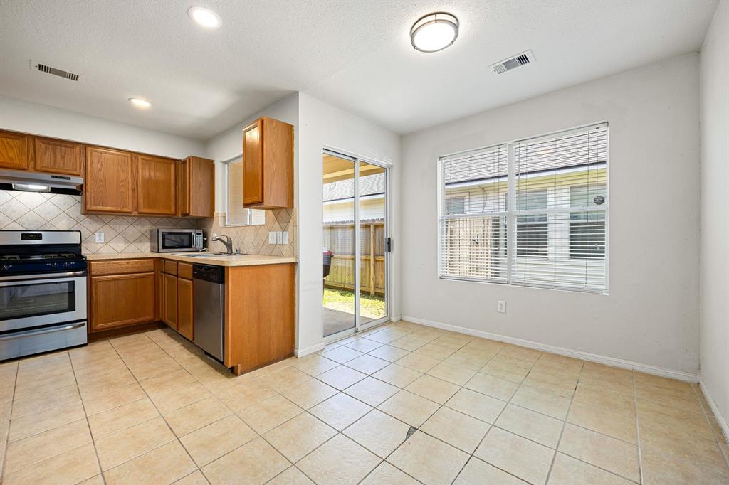 19618 Narcissus Brook Lane, Cypress, Texas image 18