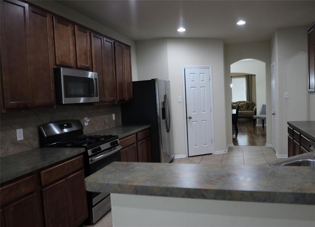 20623 Falling Cypress Court, Humble, Texas image 7