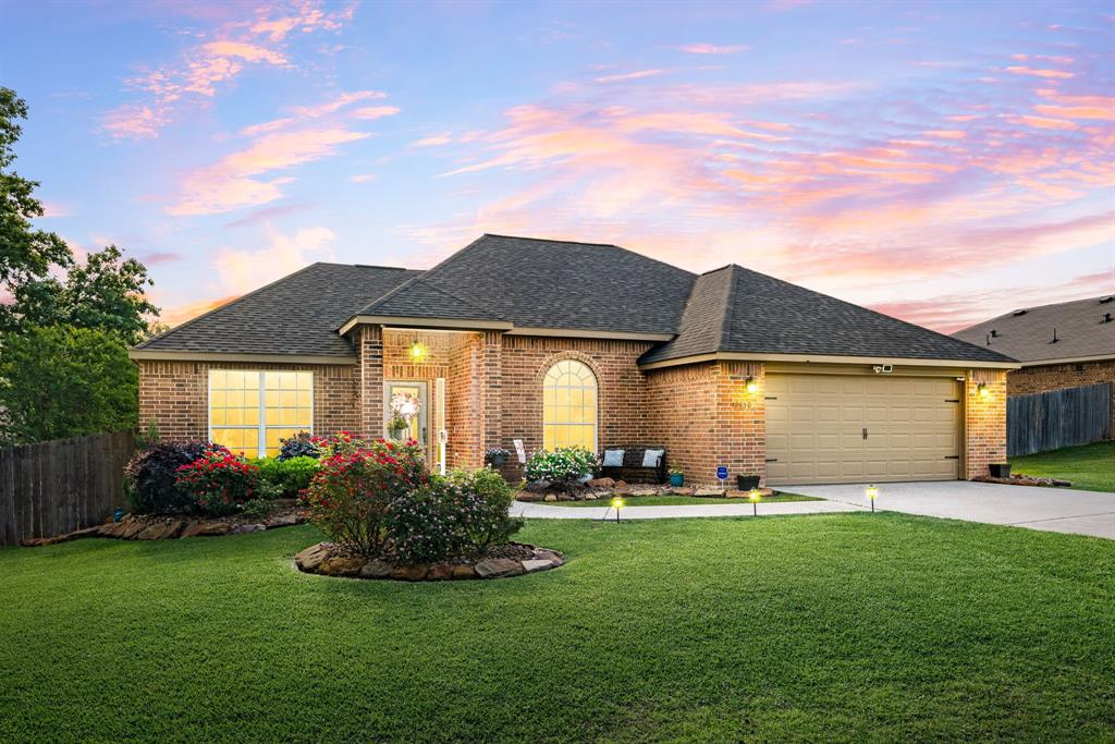 12630 Ridgecrest Drive, Willis, Texas image 1