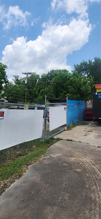 5850 W Airport Boulevard, Houston, Texas image 7