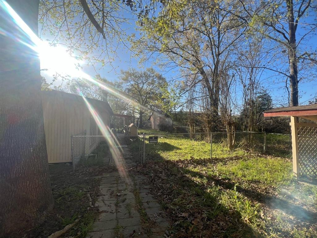 115 Wendy Street, Trinity, Texas image 5