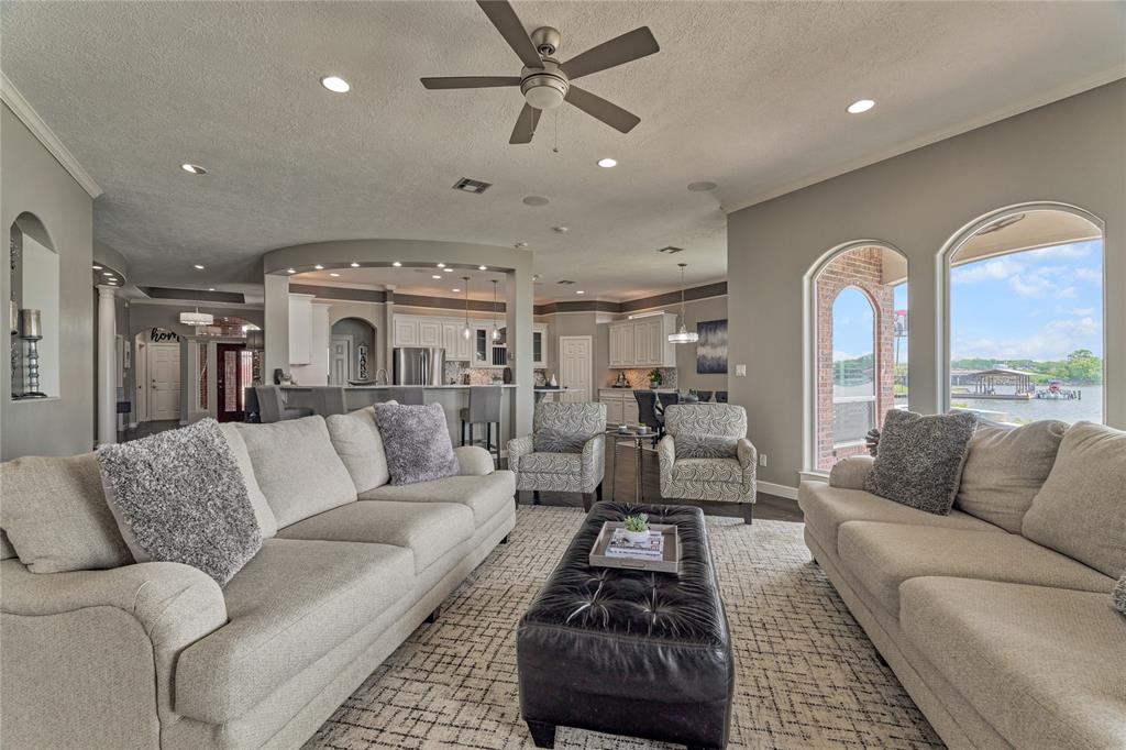 13625 Lakeside Place Drive, Willis, Texas image 17