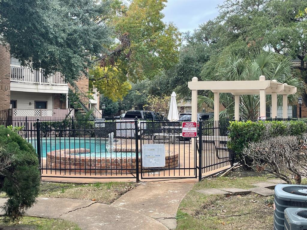 2626 Holly Hall Street 409