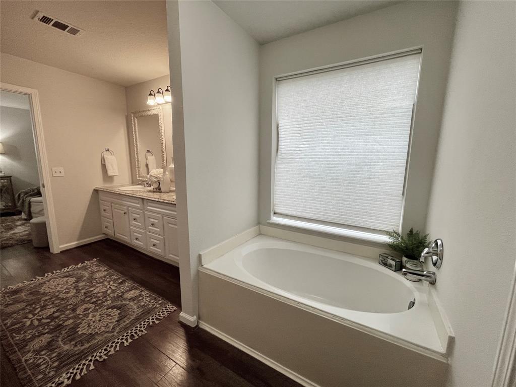 19706 Twin Canyon Court, Katy, Texas image 16