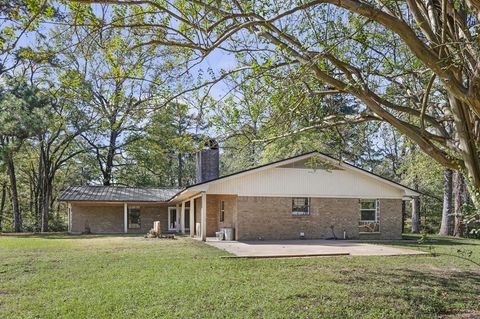 A home in Center