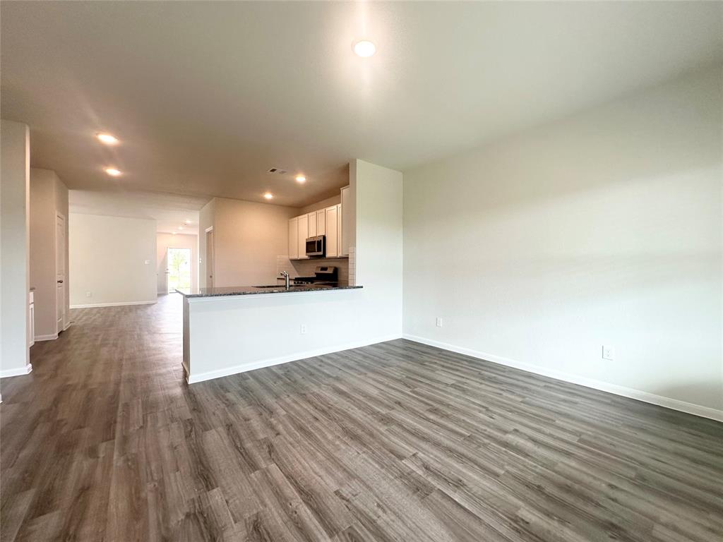4339 Maple Root Lane, Pinehurst, Texas image 4