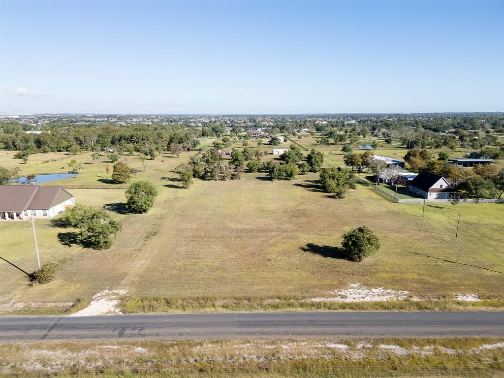 Lawrence Drive, Baytown, Texas image 1