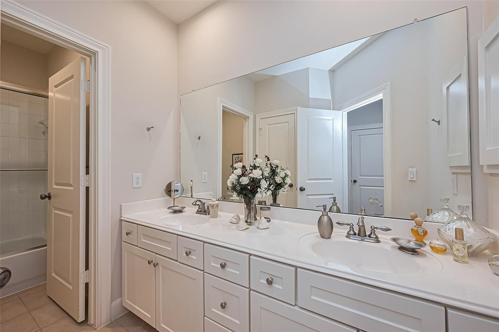 28 Riva Row, Spring, Texas image 24