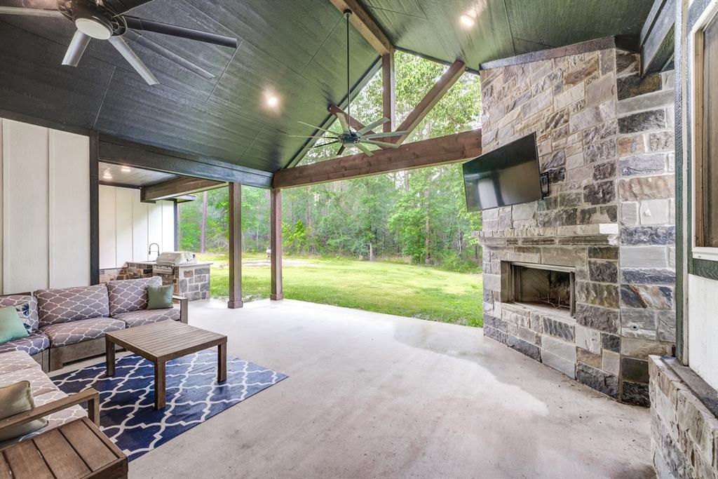 27784 Armadillo Road, Montgomery, Texas image 39