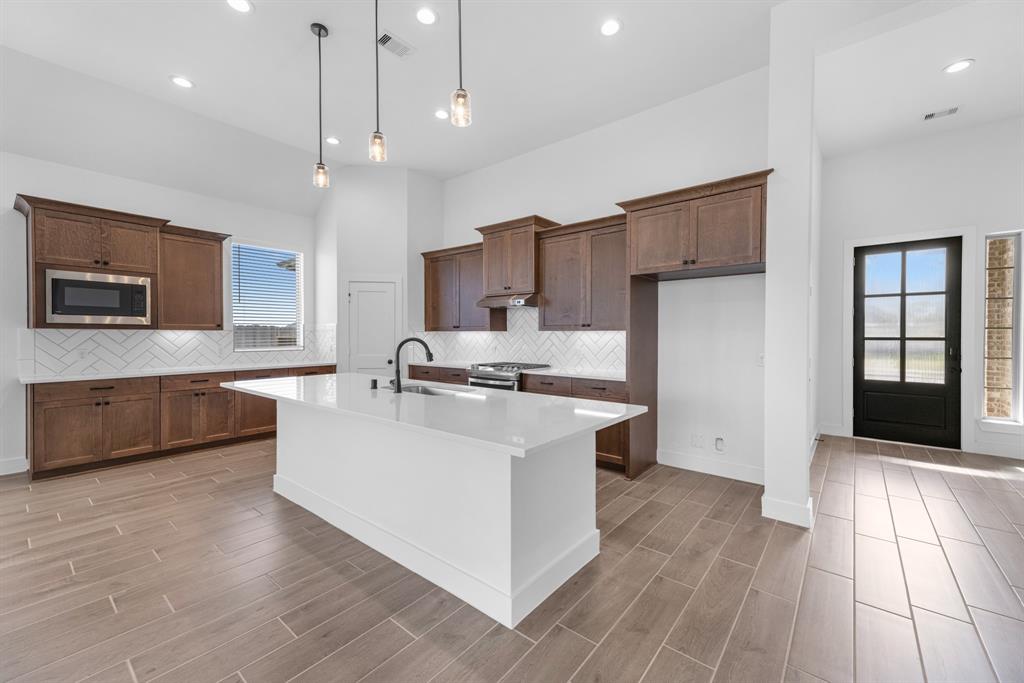 2210 Cold Stream, Tomball, Texas image 4