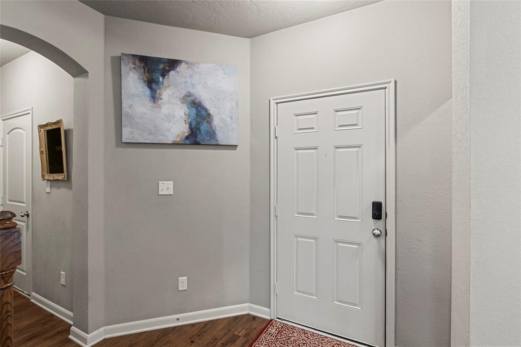 2117 Dumfries Drive, Bryan, Texas image 4
