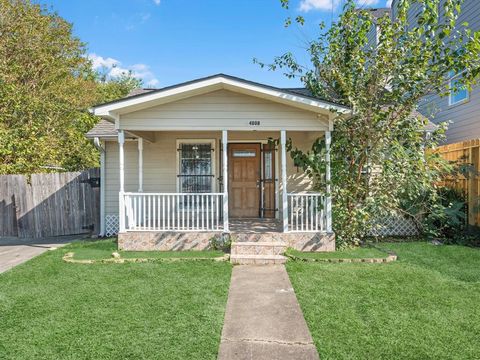 Photo of 4808 Mcewen Street, Houston, TX 77009 (MLS # 51729239)