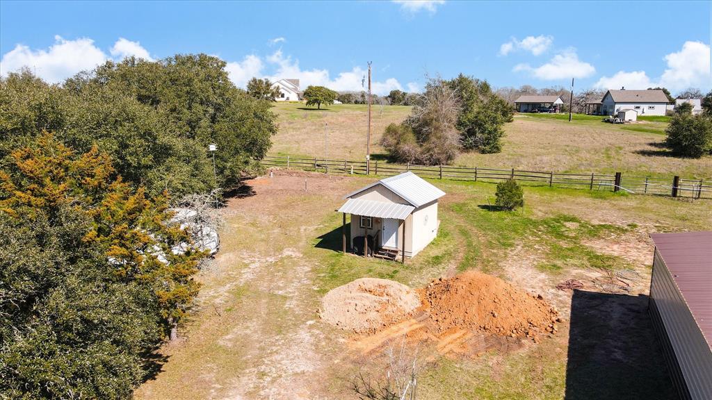 7115 Great Oak Circle, Burton, Texas image 17