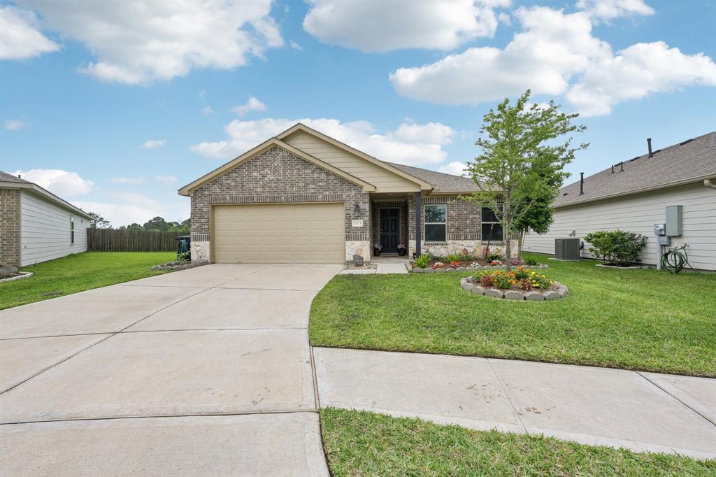 2873 S Fairway Lake Drive, Alvin, Texas image 40