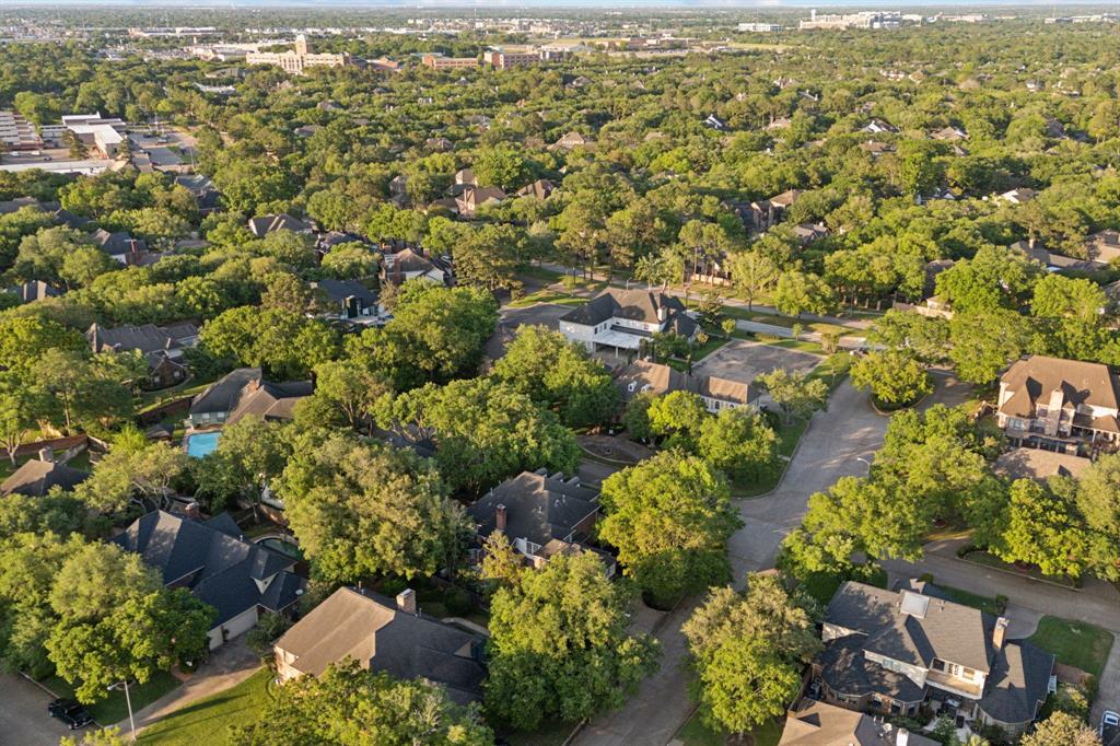 1310 Kelliwood Oaks Drive, Katy, Texas image 40