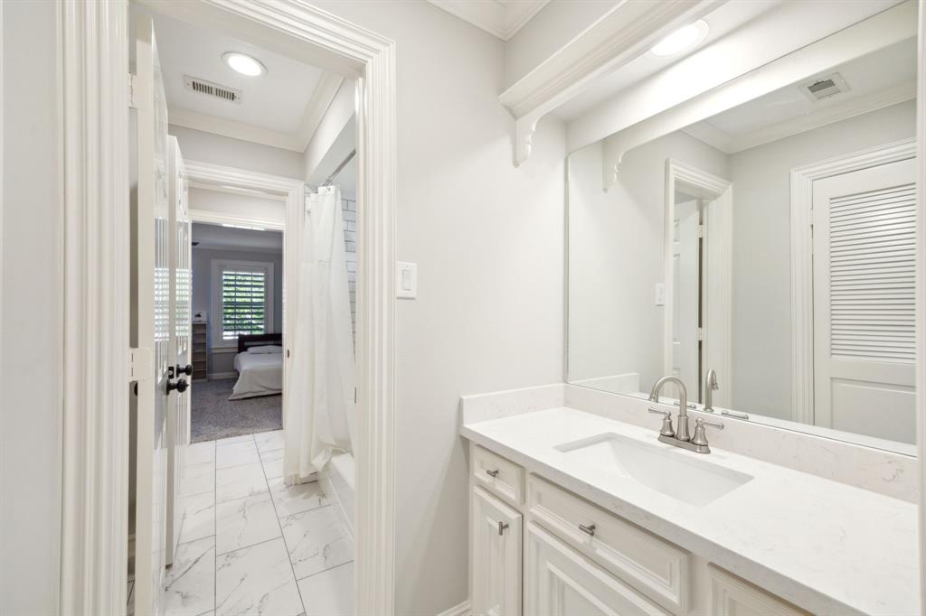 1310 Kelliwood Oaks Drive, Katy, Texas image 31