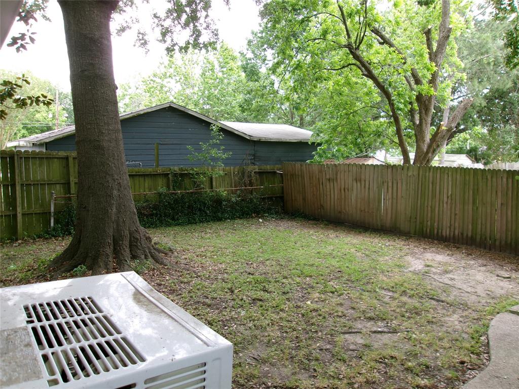 2307 6th Ave N Street, Texas City, Texas image 13