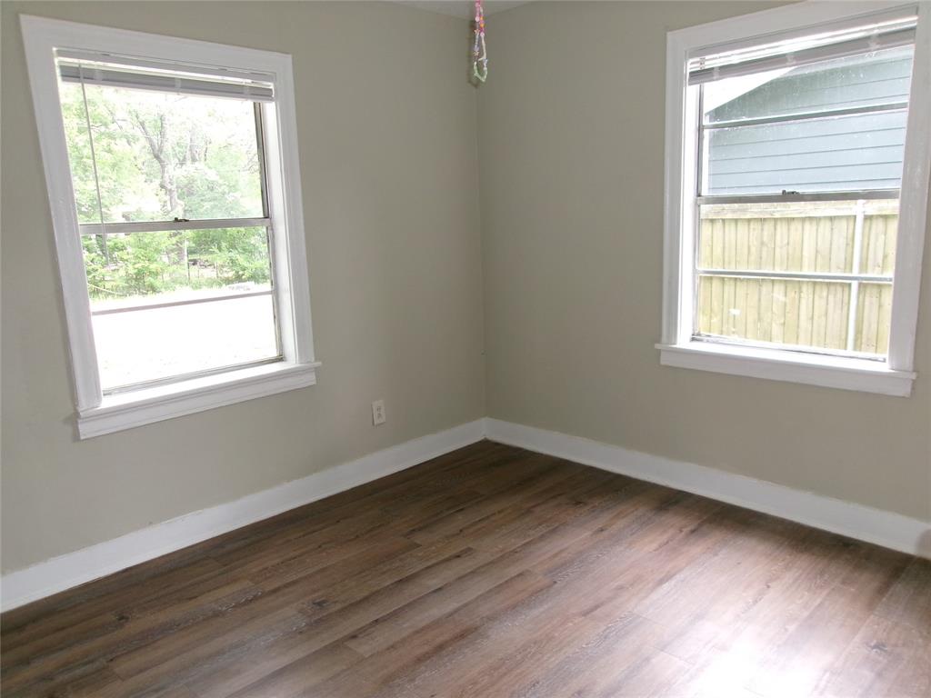 2307 6th Ave N Street, Texas City, Texas image 6
