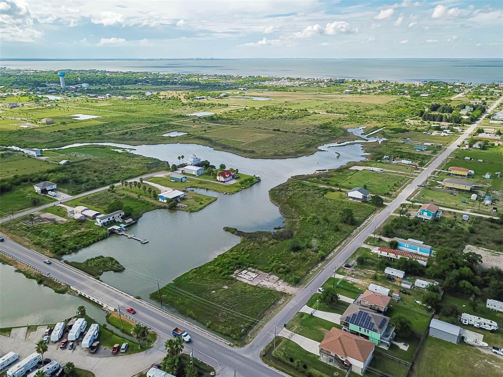 01 18th St, San Leon, Texas image 4