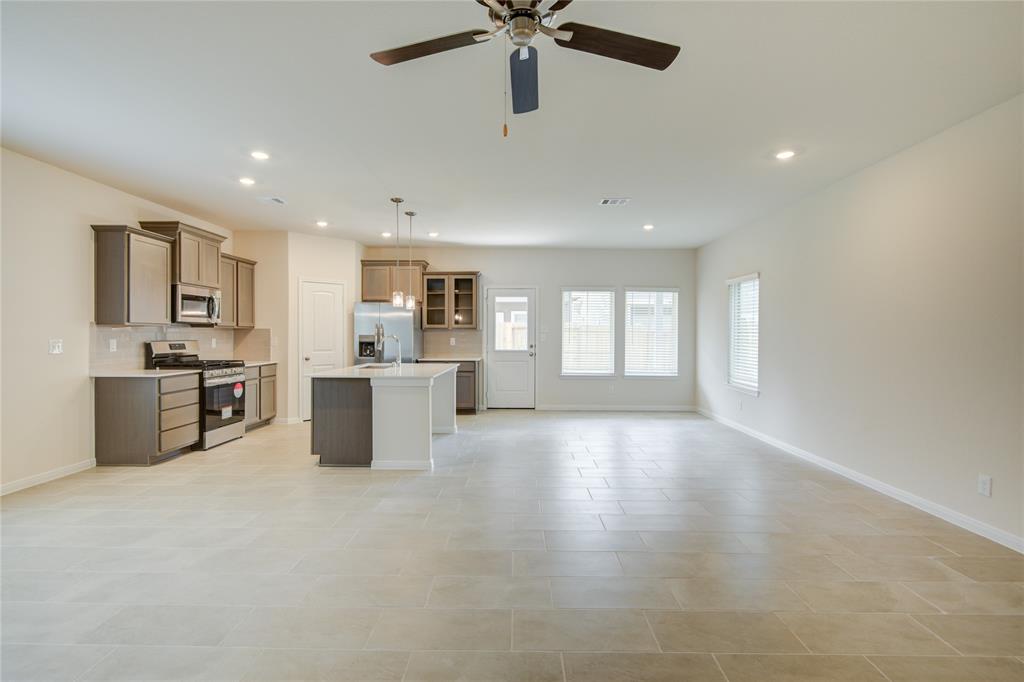 7955 Cypress Country Dr