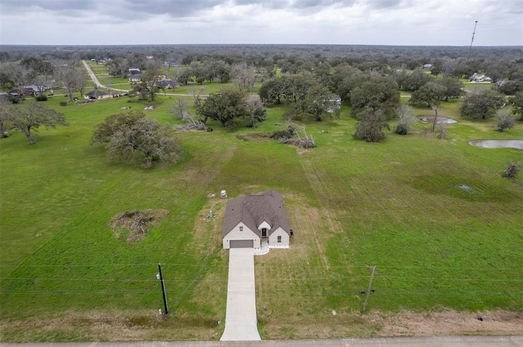 632 Mill Road, Angleton, Texas image 22