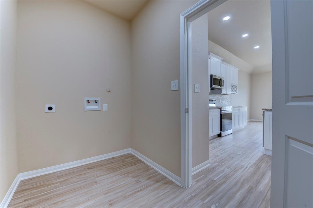 632 Mill Road, Angleton, Texas image 12