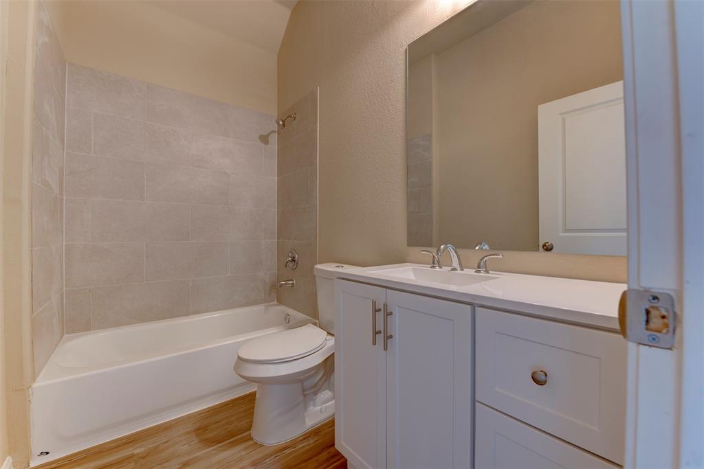 632 Mill Road, Angleton, Texas image 14