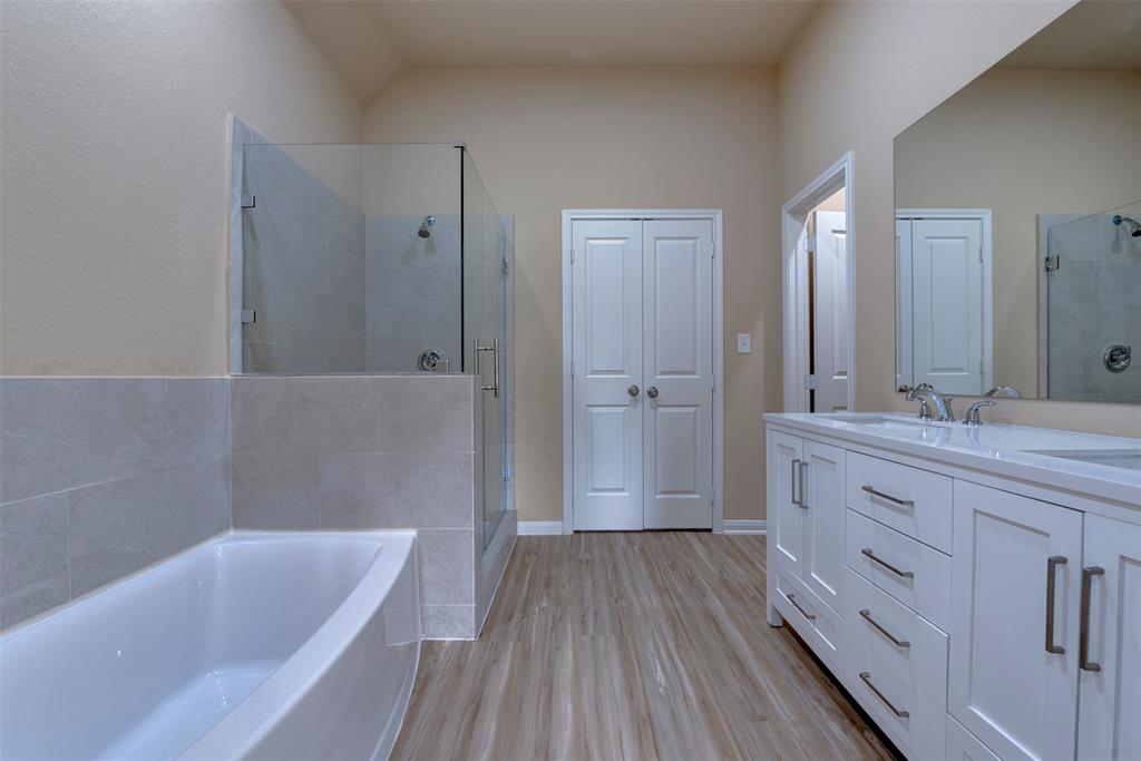 632 Mill Road, Angleton, Texas image 18