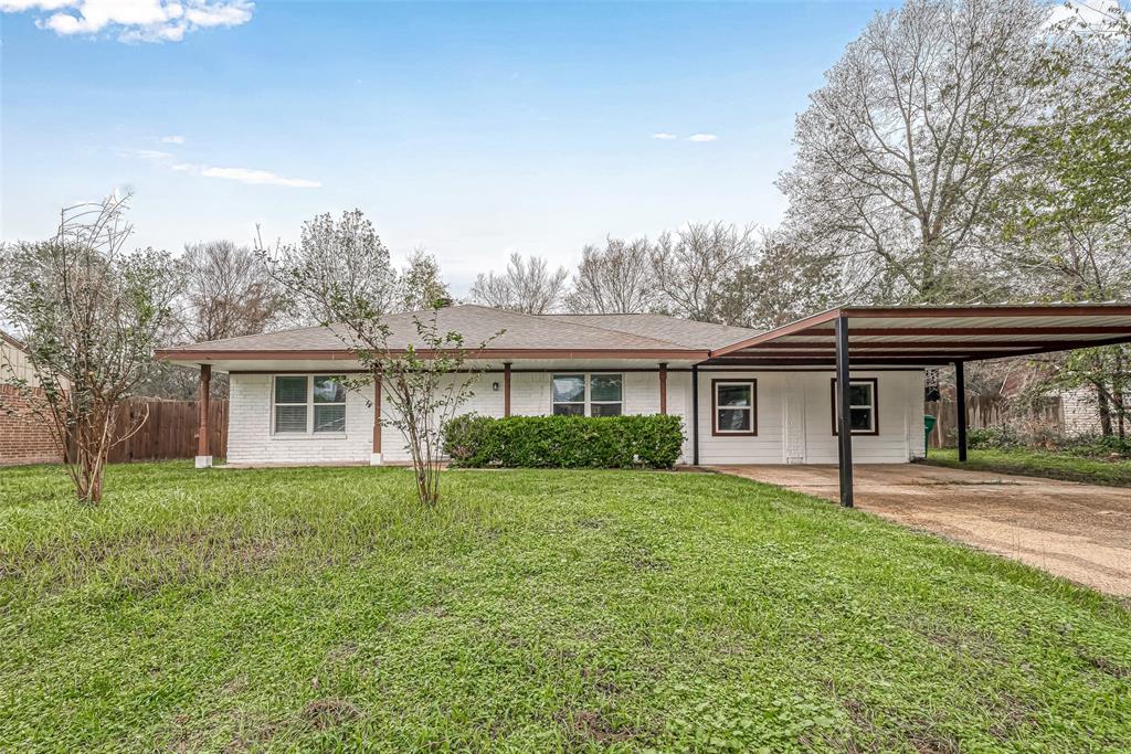 2307 N Thompson