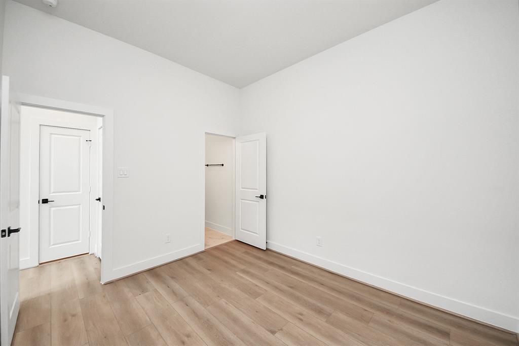 4336 Avron Drive #B, Stafford, Texas image 31