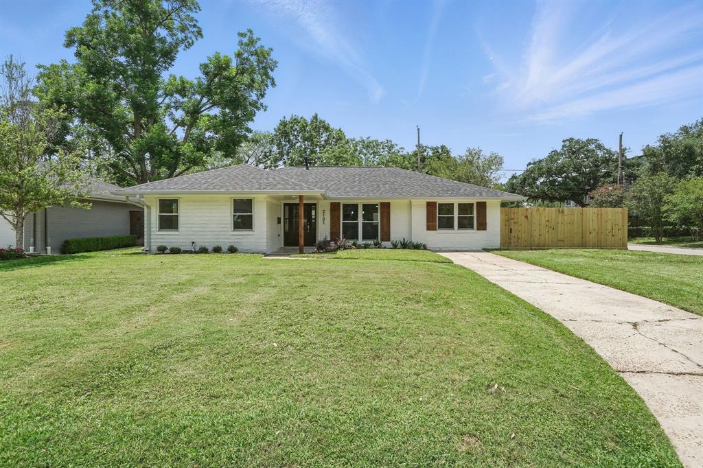 2131 Chantilly Lane
