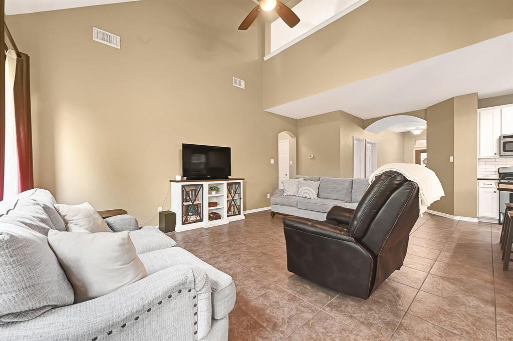 2839 Chalet Knolls Lane, Katy, Texas image 12